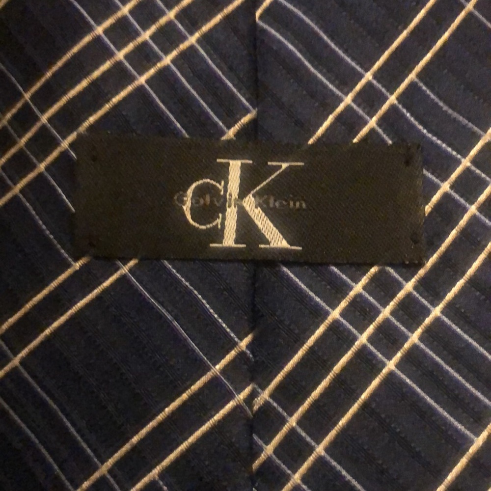 Calvin Klein Necktie - Picture 4 of 4